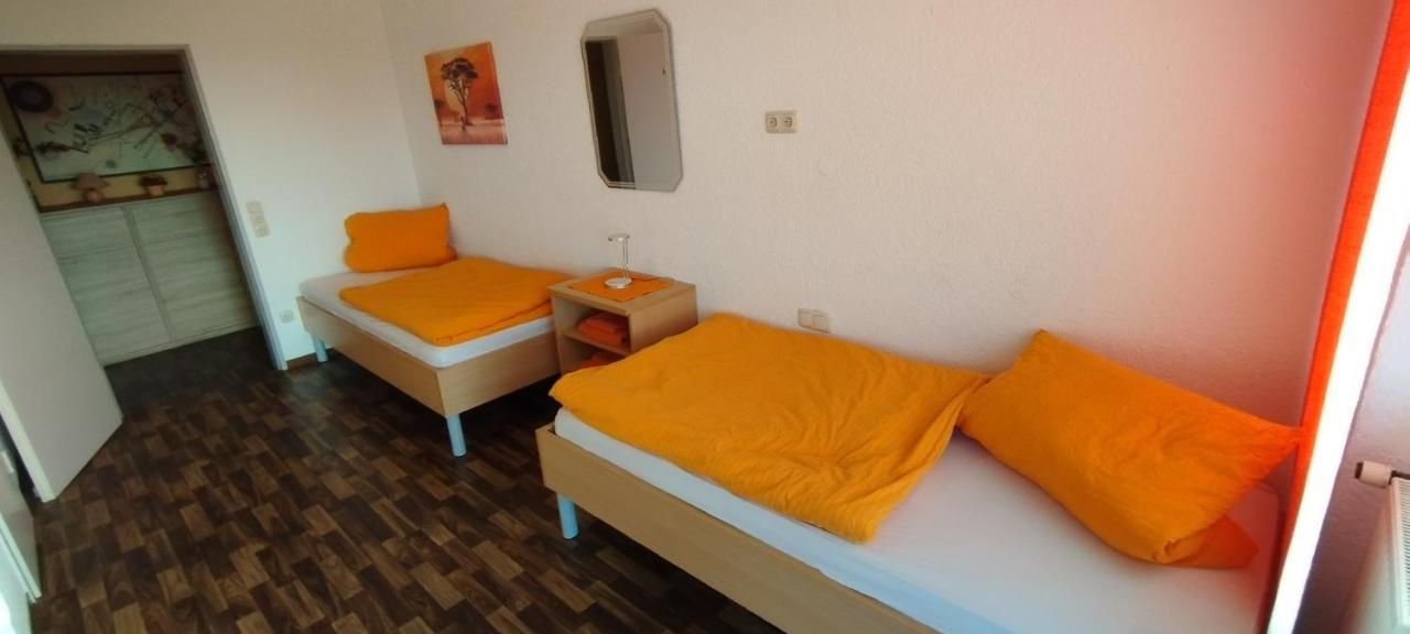 Gaststaette Zur Tribuene Aparthotel Pfungstadt Exterior photo